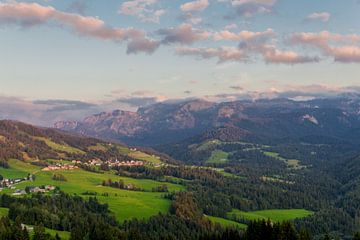 Schöne Erkundungstour durch das Alpenland Österreich von Oliver Hlavaty