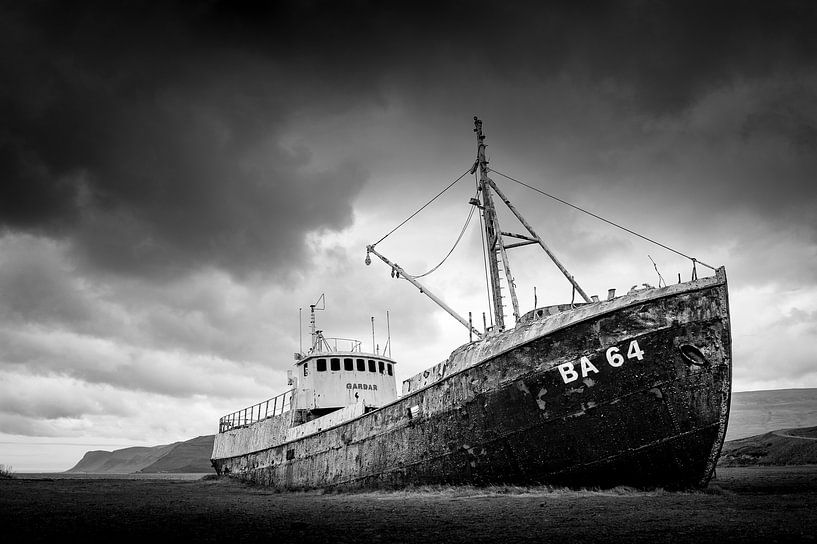 Stranded boat in Iceland by Nick Van Goubergen