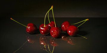 Cerises rouges. Fruit de l'été. sur Alie Ekkelenkamp