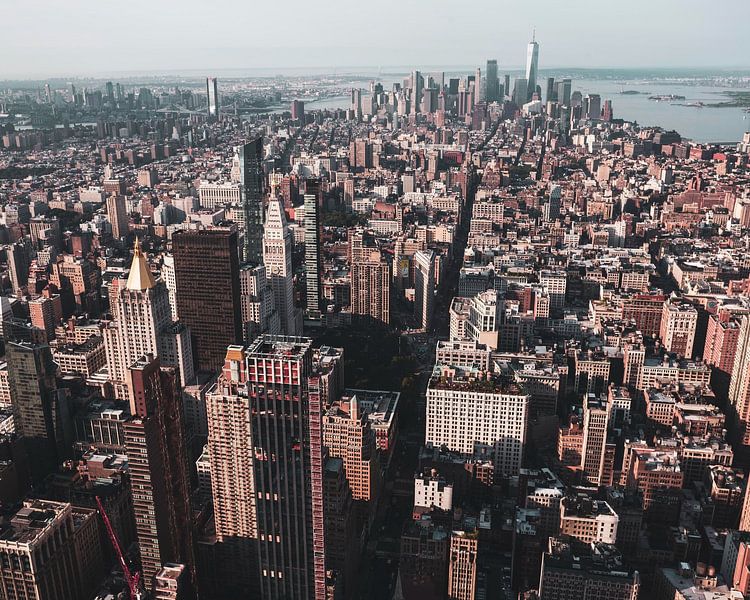 Manhattan by Hello Pompoyo