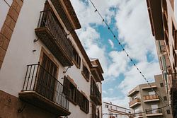 Straten in het oude centrum van Jávea. Alicante, Spanje