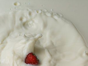 Milkshake Aardbei van Jan Enthoven Fotografie