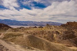 Zabriskie point by Heleen Pennings