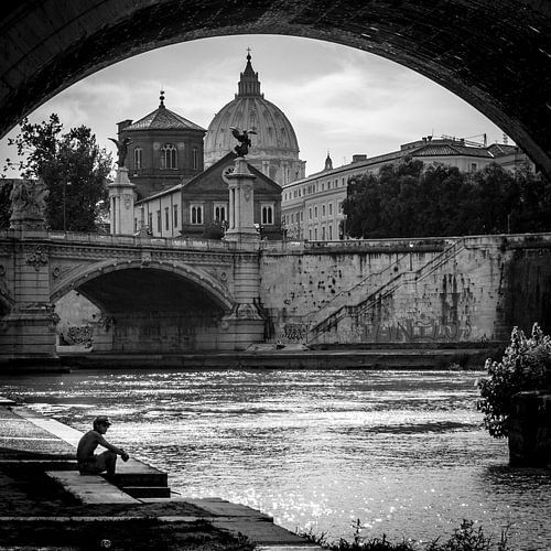 Onder de brug, Rome, Italië