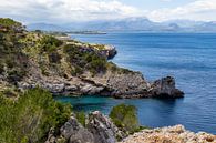 Bucht Ses Caletes im Nordosten von Mallorca von Reiner Conrad Miniaturansicht