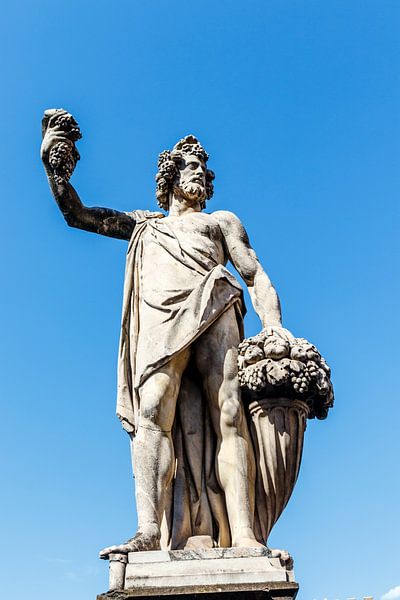 Statue des griechischen Gottes Bacchus im Stadtzentrum von Florenz von WorldWidePhotoWeb