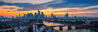Panorama eines Sonnenuntergangs in Frankfurt am Main von Henk Meijer Photography Miniaturansicht