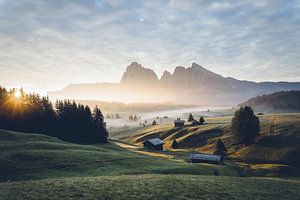 Sonnenaufgang in den Bergen von Felix Van Lantschoot