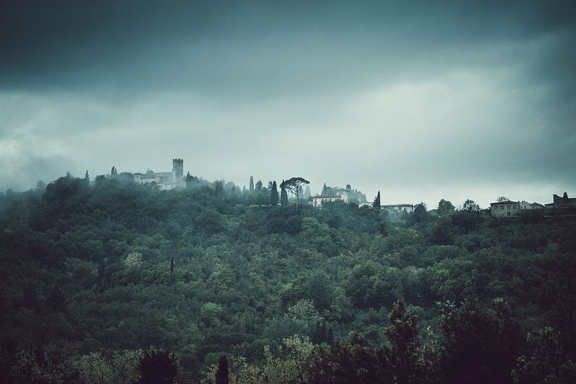 Sfeervol dorpje in Toscane, Italië van Rob Berns