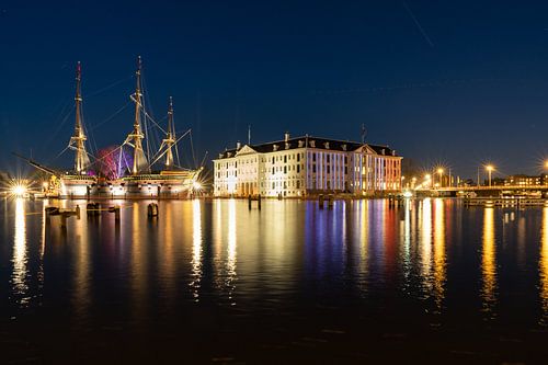 Maritimes Museum im Abendlicht