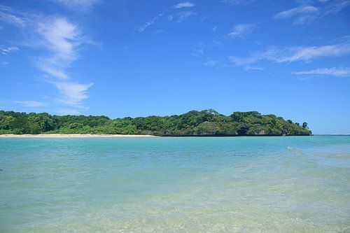 Majeihau eiland gezien vanuit de lagune
