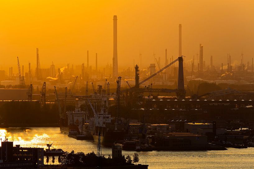 Shell en Heijplaat te Rotterdam van Anton de Zeeuw