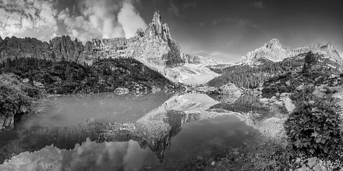 Mountain landscape at Lake Sorapis in the Dolomites in black and white