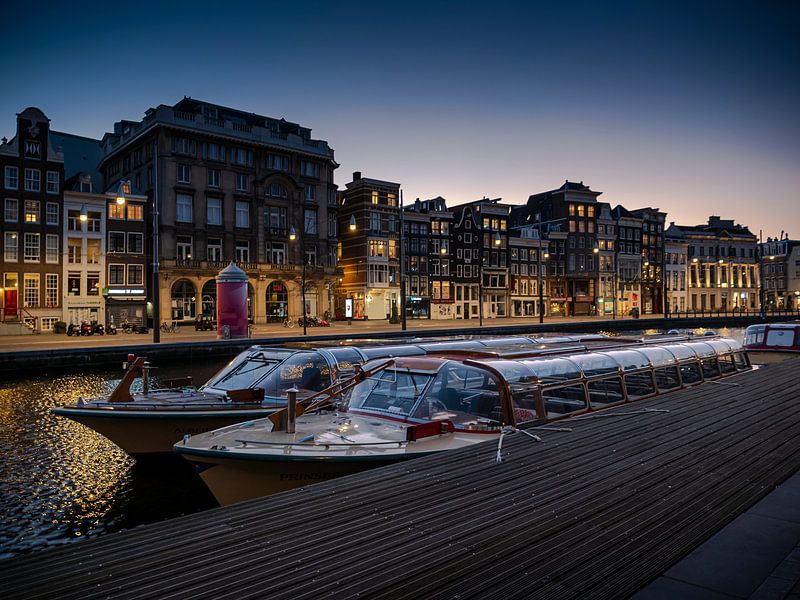 Sunset on the canal, Amsterdam, Netherlands by Ruurd Dankloff