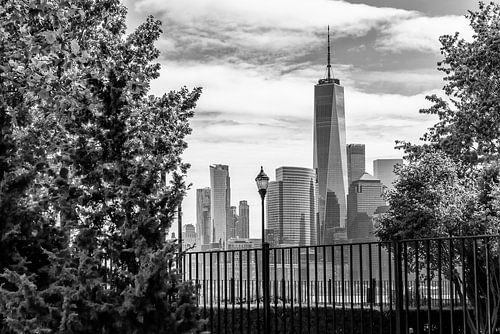 De idyllische skyline van Lower Manhattan - zwart-wit