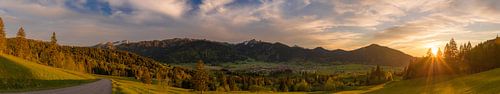 Panorama Sonnenuntergang über Unterammergau