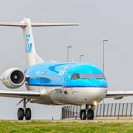 Avion de transport de passagers KLM Cityhopper Fokker 70. sur Jaap van den Berg