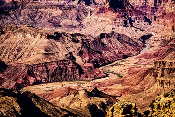 Panorama kleurrijke erosie bij Grand Canyon National Park met Colorado rivier in Arizona USA van Dieter Walther