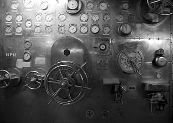 Engine room ssRotterdam black-and-white