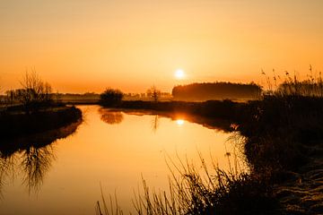 Zonsopgang in Südbrookmerland van Catrin Grabowski