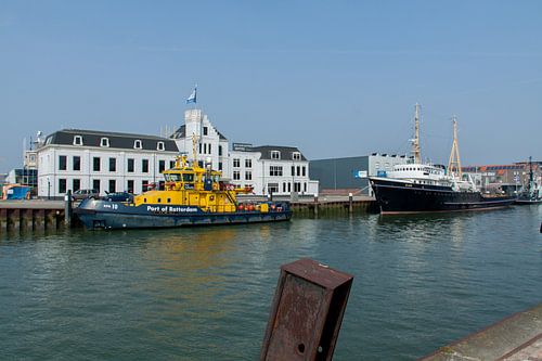 Maassluis-Tugboat harbour with the Elbe