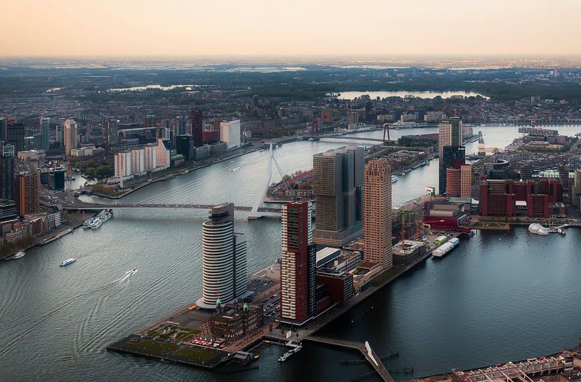 Rotterdam vanuit de hoogte by Roy Poots