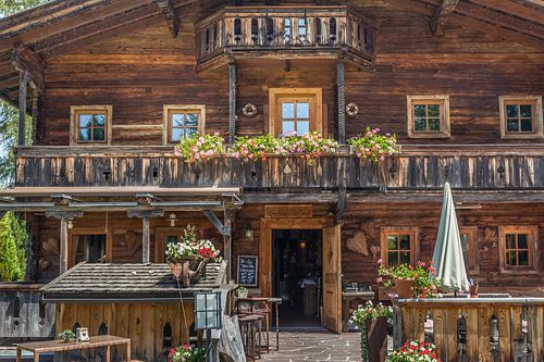 Historisch bergrestaurant bij Seefeld in Tirol