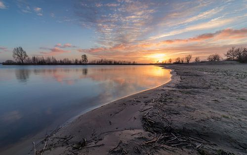 Aan het strand van Meerwijck aan het Zuidlaardermeer