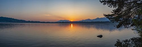 Zonsopgang aan de Hopfensee