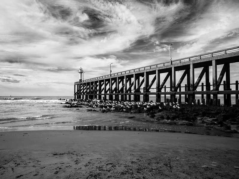 Pier Blankenberge, België, Zwart Wit van Art By Dominic