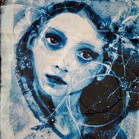 BLUE MOON
