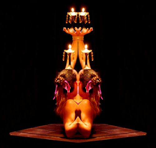 Menselijke kandelaar in reflectie