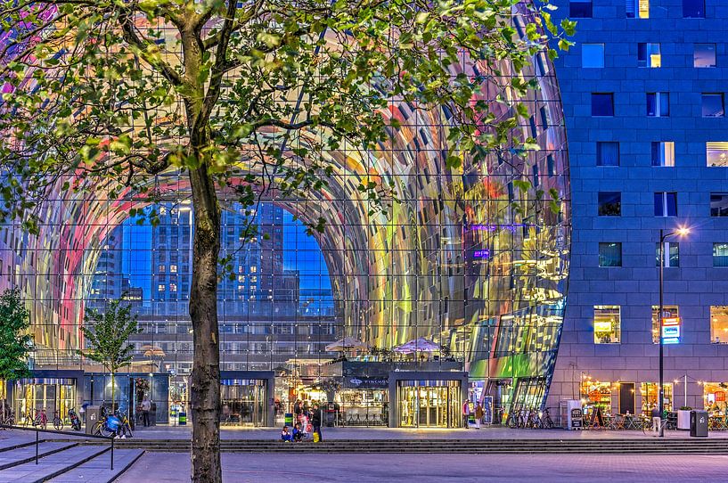 Markthal bei Nacht von Frans Blok - Fotos, Kunst und weitere Wanddekoration