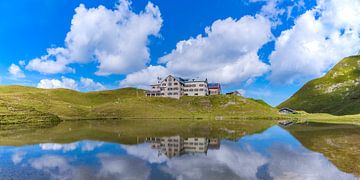 Kleiner Rappensee, dahinter Rappenseehütte von Walter G. Allgöwer