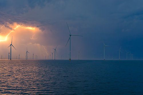 Lightning over the Water Mark V by Bfec.nl
