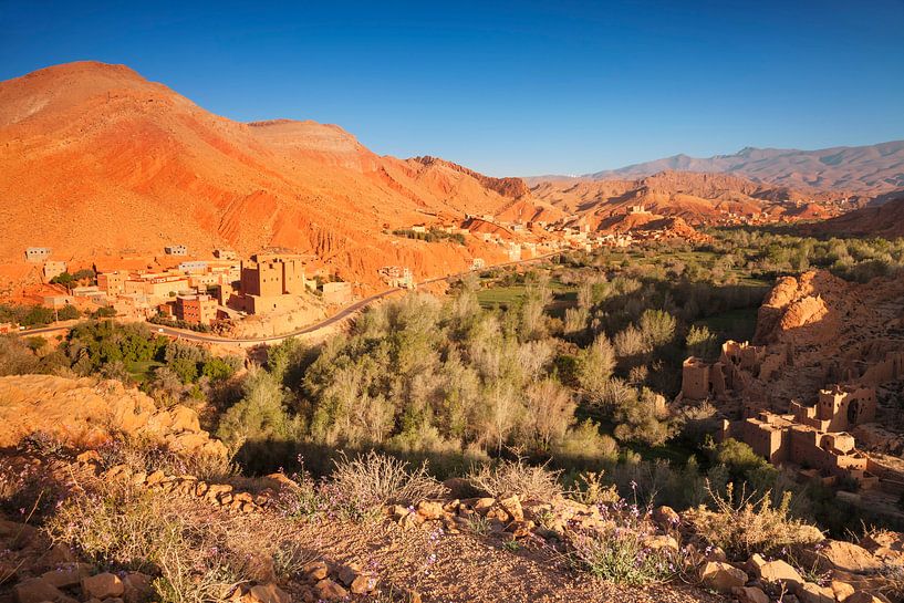 Ait Youl Kasbah bij zonsopgang, Atlasgebergte, Marokko, van Markus Lange