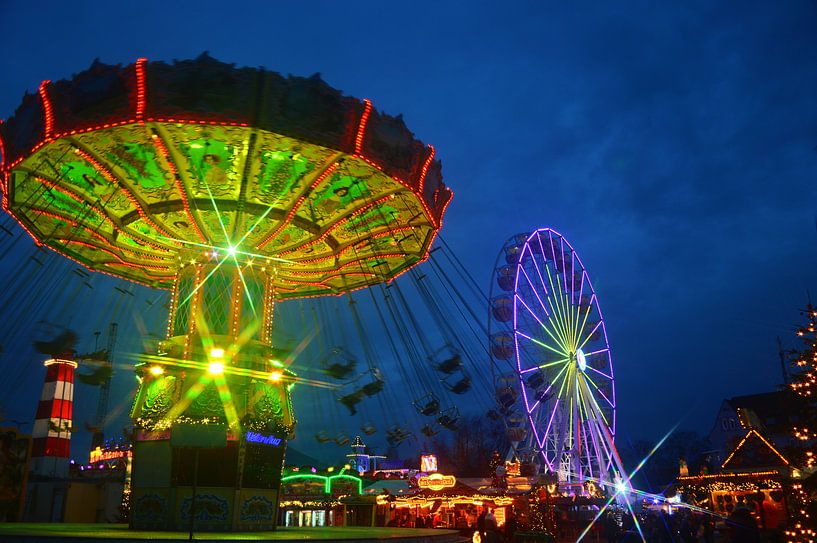 Kettenkarussell par Edgar Schermaul