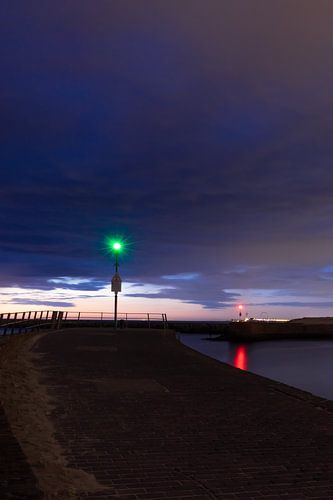 Entrée du port de Scheveningen la nuit