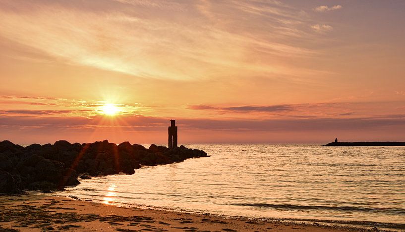 Sonnenuntergang Nordseestrand Ouddorp von Marjolein van Middelkoop