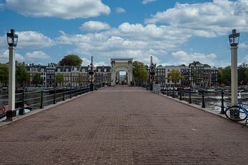Magere brug Amsterdam van Peter Bartelings