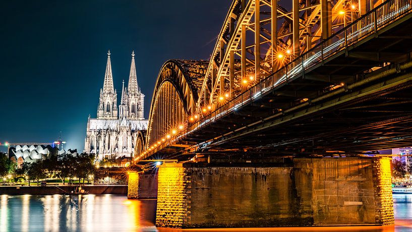 Cologne by Günter Albers