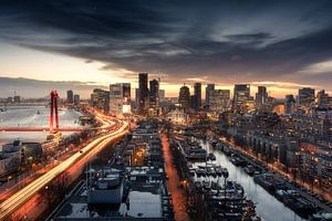 Skyline Rotterdam van Niels Dam