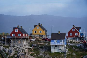 Kleurige Groenlandse huizen van Elisa in Iceland