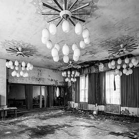 Germany - abandoned ballroom 