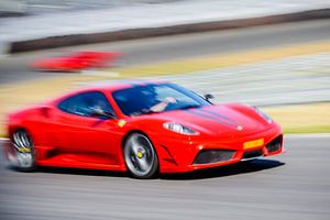 Ferrari 430 Scuderia sportwagen op hoge snelheid van Sjoerd van der Wal Fotografie