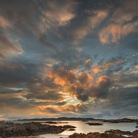 Zonsondergang in Schotland           Sunset in Scotland by Vincent Tollenaar