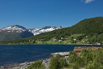 Cabin on Kvaløya by Anja B. Schäfer