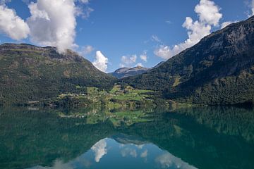 La beauté des fjords norvégiens sur Jeffrey van Hulst