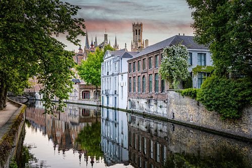 Brügge - Groenerei - Spiegelungen im Kanal von Daan Duvillier | Dsquared Photography