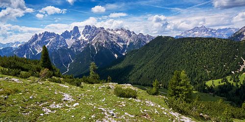 Panorama Monte Cristallo en Tofana in de Dolomieten van Reiner Würz / RWFotoArt